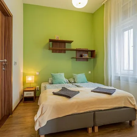 Molnar 20 Budapest