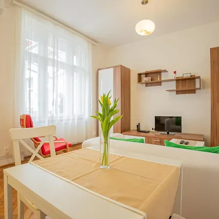 Апартаменты Molnar 20 *