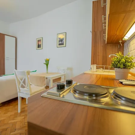 Molnar 20 بودابست