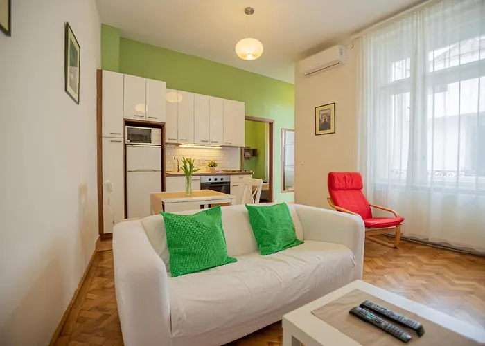 Molnar 20 Апартаменты *