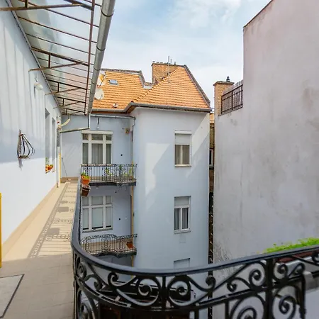 Molnár 20